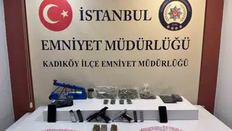 Kadıköy sokaklarında kovalamaca Uyuşturucu ve silah operasyonu