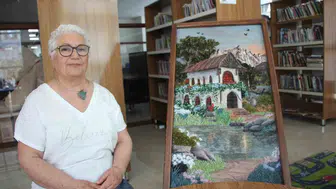 Çöp diye atılacak camlar Antalya’da sanat eserine dönüştü