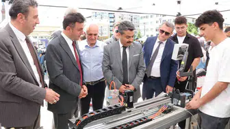 Sivaslı gençler mesleki eğitimle geleceğine yön veriyor