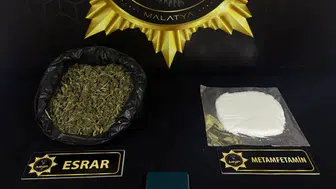 Malatya polisi sokak satıcılarını kıskıvrak yakaladı