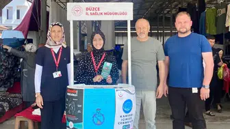 Düzce’de pazar alışverişine sigara uyarısı molası