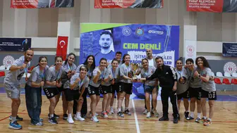 Muğla’nın gururu parkeden madalyayla döndü