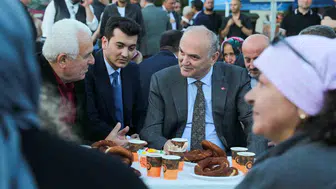 Düzce Belediye Başkanı Özlü mahalleliyle yüzleşmeye çıktı