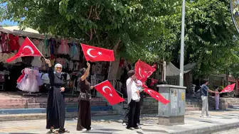 Tarsus sokaklarında milli takım için dev konvoy