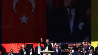 Hakan Safi Fenerbahçe başkanlık yarışında rest çekti