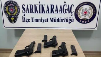 Şarkikaraağaç’ta polisten kaçak silahlara geçit yok
