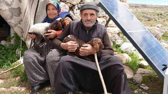 Torosların zirvesindeki Yörük aileler güneş enerjisiyle aydınlanıyor