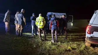 Hakkari dağlarında mahsur kalan 8 kişi kurtarıldı