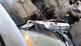 Adıyaman'da seyir halindeki otomobil bir anda yanmaya başladı