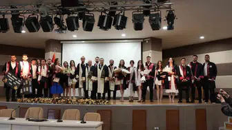 Karabük Üniversitesi sporun yeni profesyonellerini sahaya uğurladı