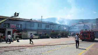 Kayhan Çarşısı’nda korkutan yangın büyümeden söndürüldü