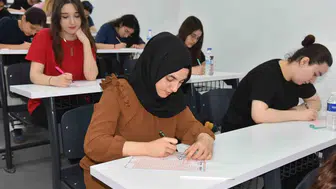 Menemenli gençler üniversite sınavına amfide hazırlandı