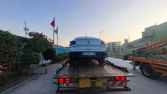 Bilecik'te fabrikaya zorla girmeye çalışan sürücüye jandarma müdahalesi
