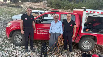 Mersin’de 70 metre derinlikteki mağarada yaşayan oğlak kurtarıldı