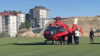 Darende’de bacağı kırılan yaşlı adam için gökyüzü seferber oldu