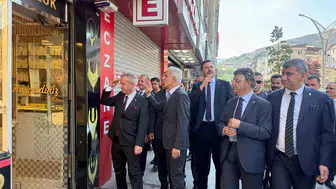 Bakan Uraloğlu Hakkari'de huzur vurgusu yaptı