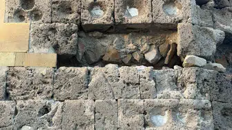 Bayburt Kalesi taşları düşme tehlikesiyle karşı karşıya