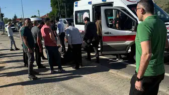 Kırşehir’de işçi servisleri kavşakta çarpıştı