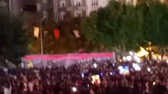 Bursa'daki rap konserinde bıçaklı kavga 2 yaralı var