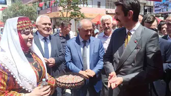 Devrek Halk Eğitim Merkezi yılın emeğini sergiledi