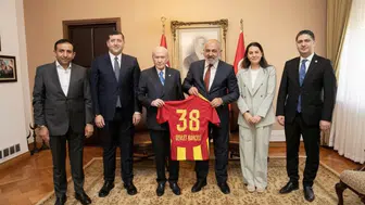 Kayserispor yönetimi Devlet Bahçeli ile bir araya geldi