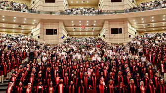 Erciyes Üniversitesi sağlık ordusuna 415 yeni nefer kattı