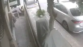 Sultangazi sokakları hurdacıların çalışma sahasına dönüştü