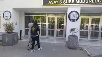 Eskişehir’de yaşlı adamın yardımına koşan hırsız paraları alıp kaçtı