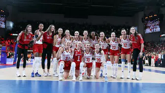 Ankara'da nefes kesen geri dönüş Filenin Sultanları kazandı