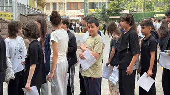 LGS heyecanı başladı 1 milyondan fazla öğrenci ter döküyor