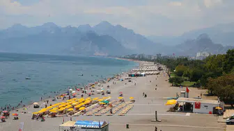 Antalya kavruluyor Hissedilen sıcaklık 47 dereceyi gördü