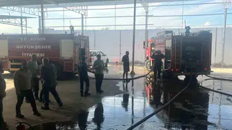 Nazilli’deki fabrikada gece saatlerinde yangın paniği yaşandı