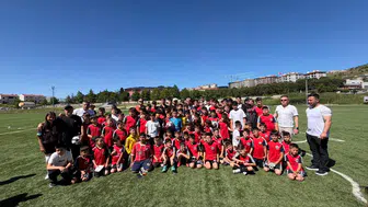 Cengiz Ünder futbola başladığı topraklara döndü