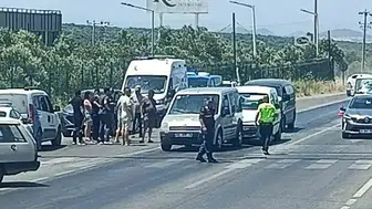 Ayvalık trafiğini kilitleyen zincirleme kaza