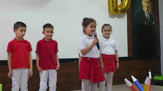 Düzce TOBB İlkokulunda minik öğrencilerin ilk başarı kutlaması