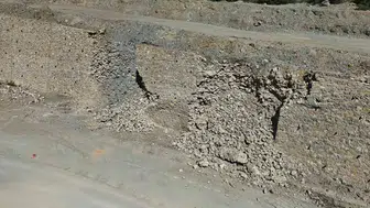 Eskişehir Sarıcakaya yolunda istinat duvarı çöktü