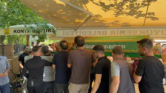 Isparta yolundaki acı kazanın kurbanları son yolculuğuna uğurlandı