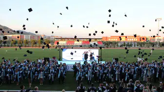 ADÜ Tıplılar beyaz önlüklerini giydi