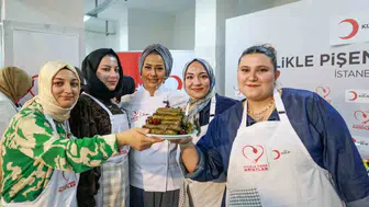 Depremzede kadınlar mutfakta yeni bir kariyere hazırlanıyor
