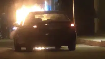 Gaziantep’te yolda ilerleyen otomobil bir anda küle döndü