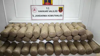 Hakkari sınırında yarım ton uyuşturucu operasyonu