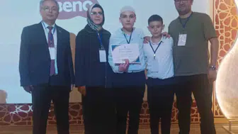 Afyonlu lise öğrencisi Kur'an okuma yarışmasında bölge birincisi oldu