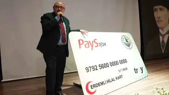 Erdemli Belediyesi ihtiyaç sahipleri için Hilal Kart dönemini başlattı