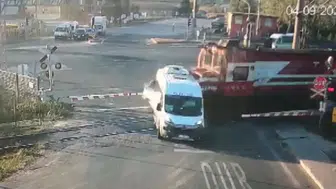 7 kişinin can verdiği o geçit 4 yıl sonra kapandı