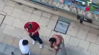 Yalova’da sokak ortasında bıçaklı kavga ve satırlı takip