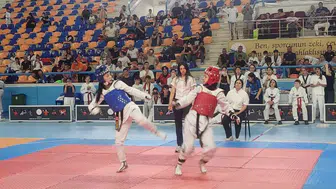 Muğlalı genç taekwondocular grup elemeleri için ringe çıktı