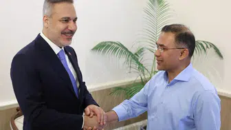 Dışişleri Bakanı Hakan Fidan Bangladeş yönetiminin zirvesiyle bir araya geldi