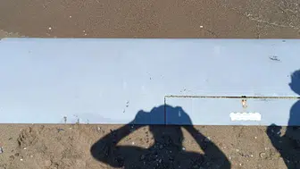 Karasu sahilinde gizemli hava aracı parçası bulundu