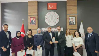Afyon’da binlerce gence uyuşturucuya karşı akran desteği