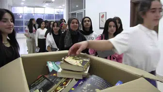 Siirt'te tiyatro biletleri köy okulunun kütüphanesine dönüştü